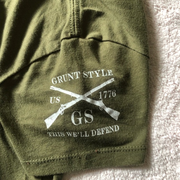 Grunt Style ladies V-Neck tee, sz S, Olive Green - Picture 5 of 5